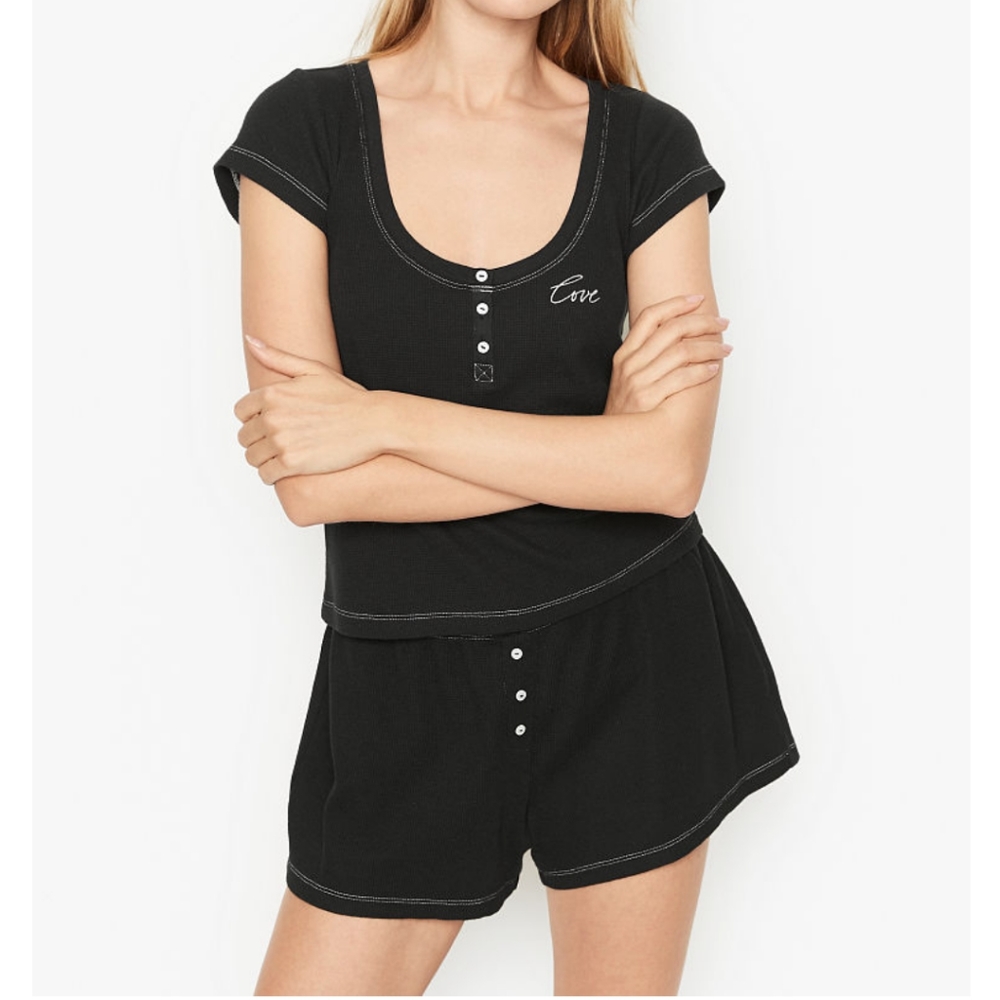 Victoria's secret pajama set